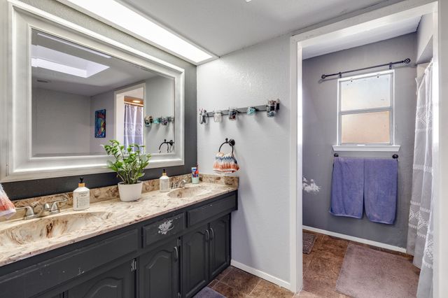 12 Ridge Drive, Hickory Creek, TX 75065