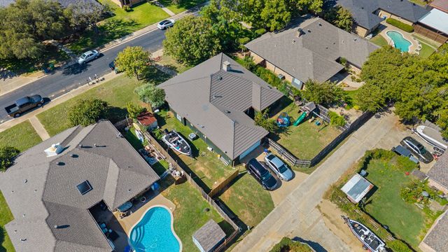 12 Ridge Drive, Hickory Creek, TX 75065