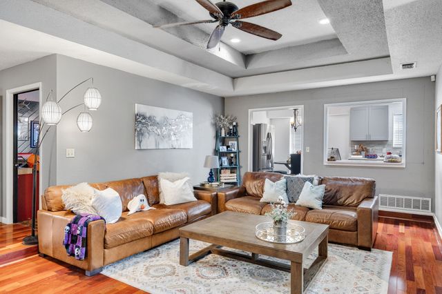 12 Ridge Drive, Hickory Creek, TX 75065