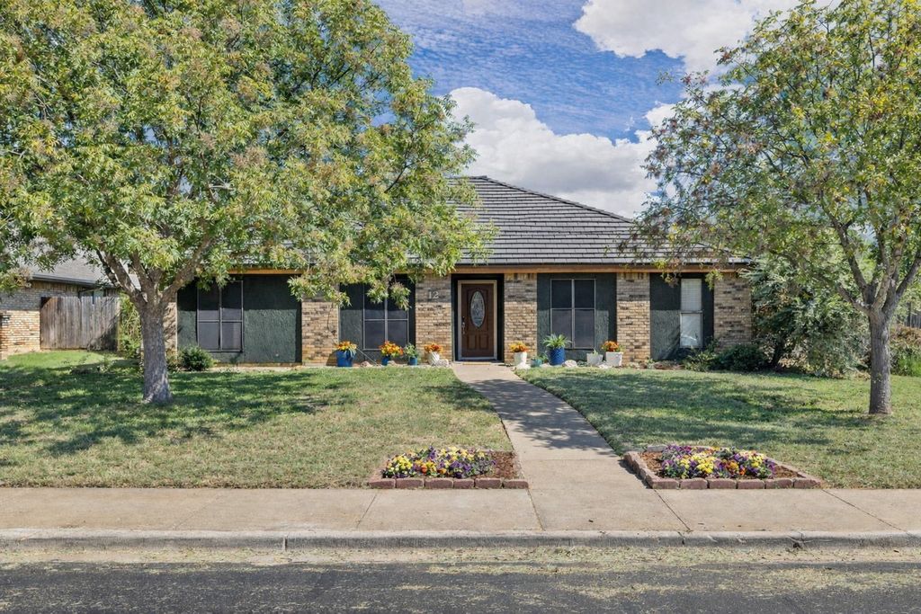 12 Ridge Drive, Hickory Creek, TX 75065