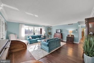 860 LOWER FERRY RD #5P, Ewing, NJ 08628