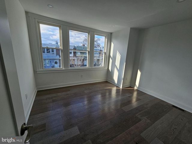 2059 WILMOT ST, Philadelphia, PA 19124