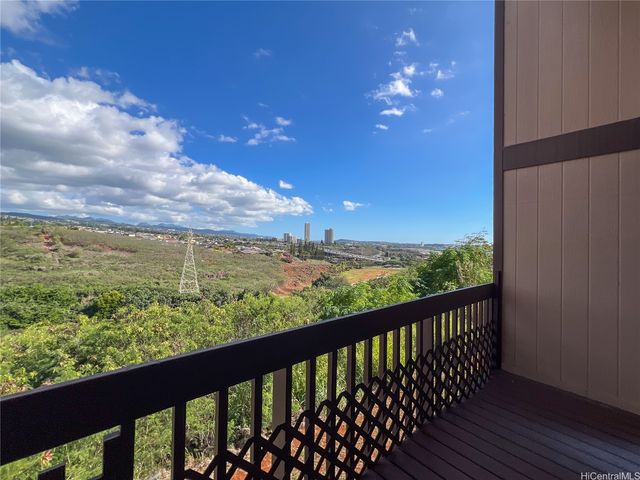 98-1433 Kaahumanu Street 232, Aiea, HI 96701