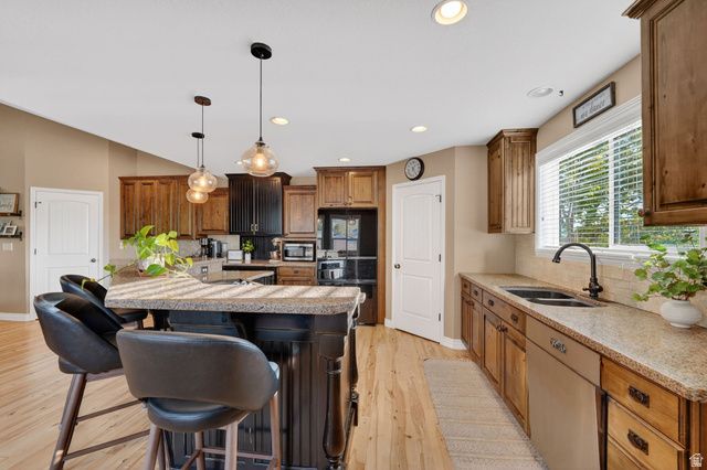 1264 BROOKE LN, Farmington, UT 84025