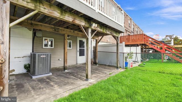 10228 W KESWICK RD, Philadelphia, PA 19114