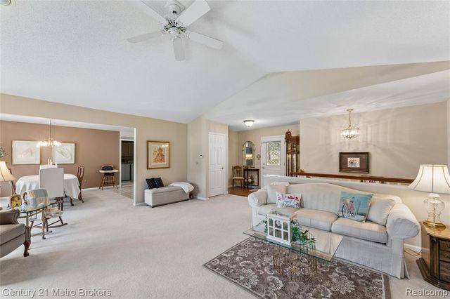 5464 N Seymour Road, Flushing, MI 48433