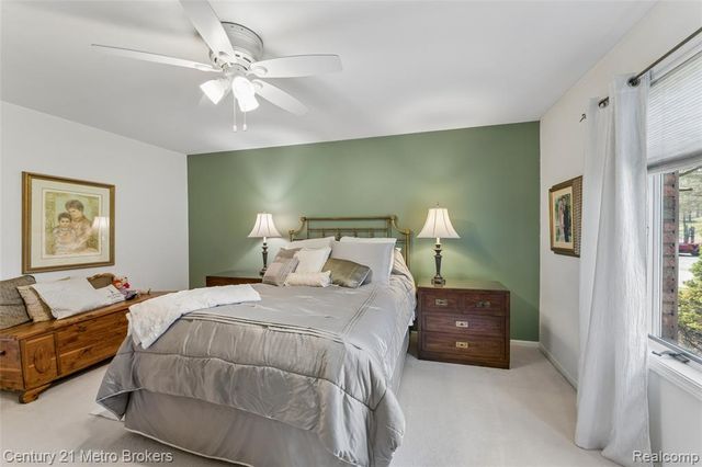 5464 N Seymour Road, Flushing, MI 48433