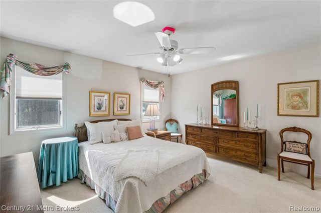 5464 N Seymour Road, Flushing, MI 48433