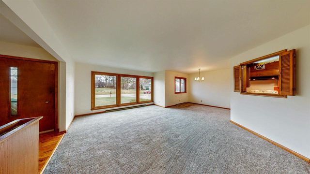 243 Hillcrest Lane, Jefferson, WI 53549