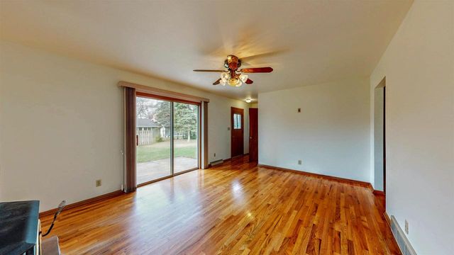 243 Hillcrest Lane, Jefferson, WI 53549