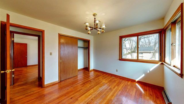243 Hillcrest Lane, Jefferson, WI 53549