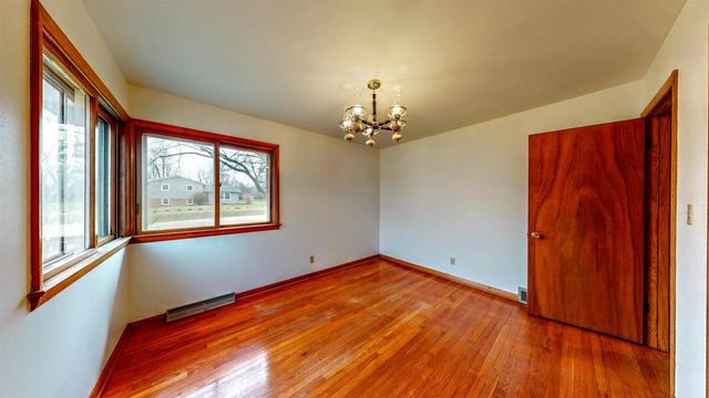 243 Hillcrest Lane, Jefferson, WI 53549