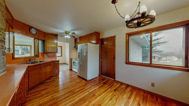 243 Hillcrest Lane, Jefferson, WI 53549
