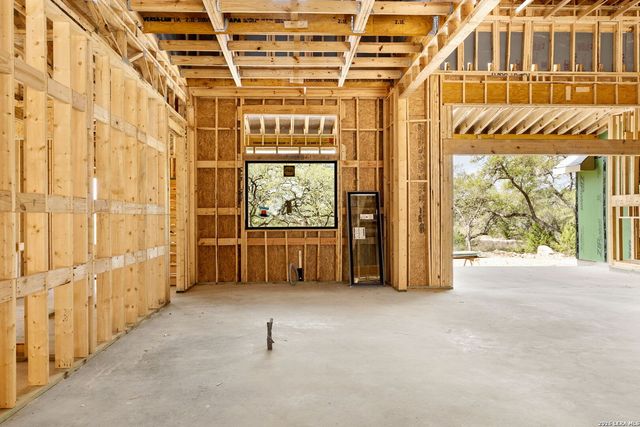 5697 Comal Vista, New Braunfels, TX 78132