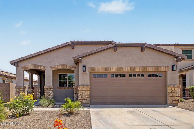 17153 W BUTLER Avenue, Waddell, AZ 85355