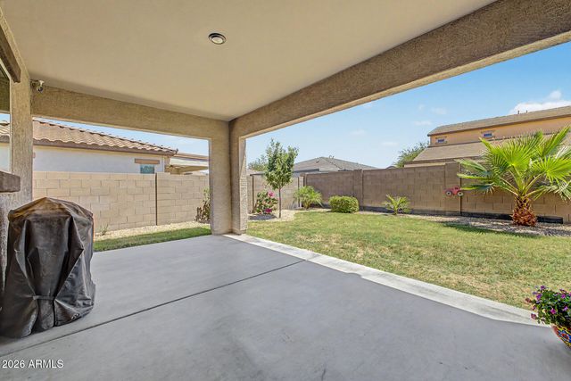 17153 W BUTLER Avenue, Waddell, AZ 85355