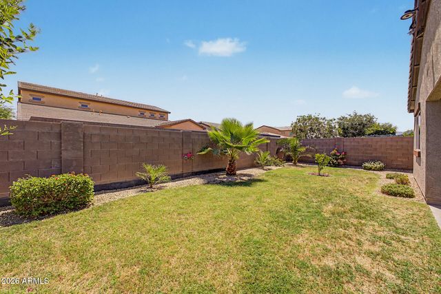 17153 W BUTLER Avenue, Waddell, AZ 85355