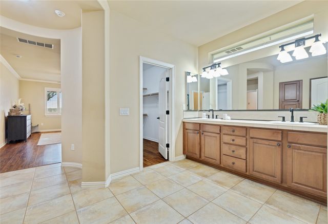 9201 Perimeter Street, Denton, TX 76207