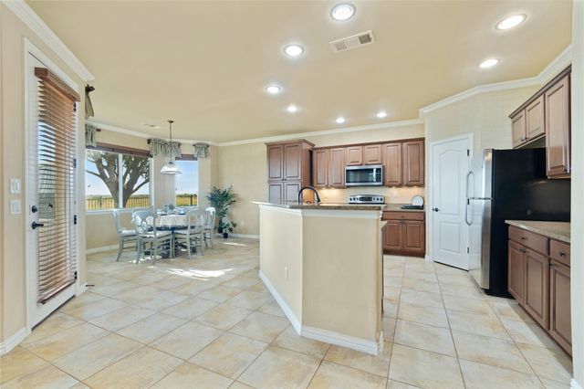 9201 Perimeter Street, Denton, TX 76207