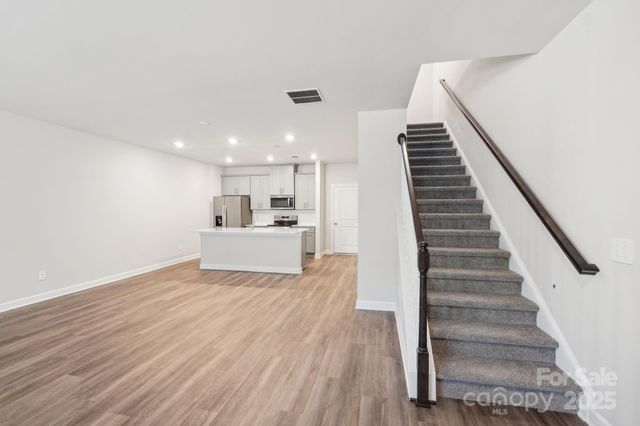124 Utility Lane D, Mooresville, NC 28117