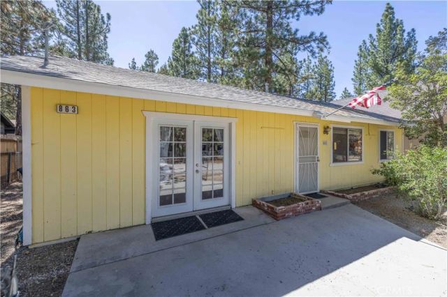 863 B Lane, Big Bear City, CA 92314