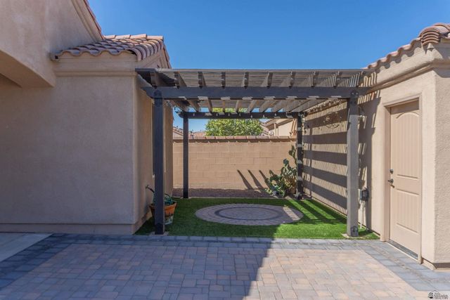 8058 E 34 St, Yuma, AZ 85365