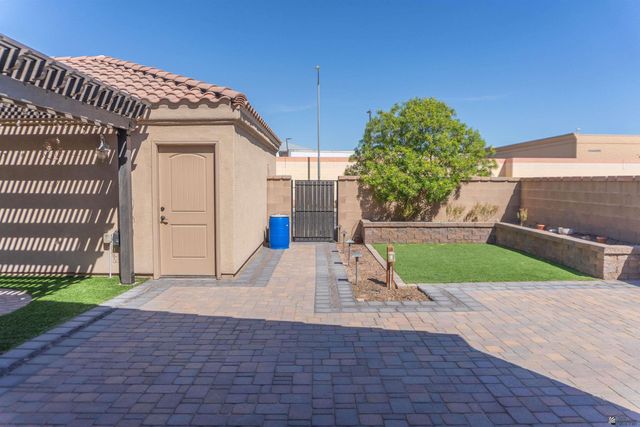 8058 E 34 St, Yuma, AZ 85365