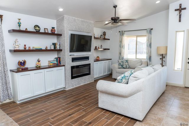 8058 E 34 St, Yuma, AZ 85365