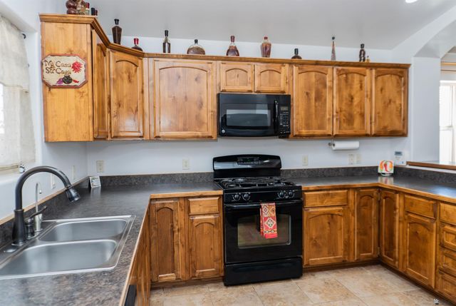 8058 E 34 St, Yuma, AZ 85365