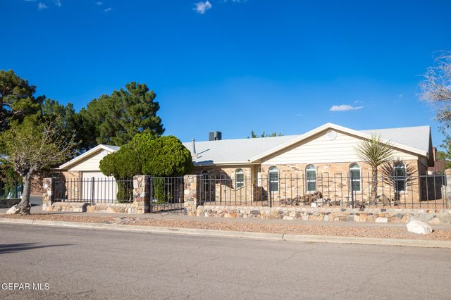 14829 KINGSTON Drive, Horizon City, TX 79928