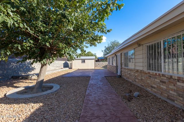 14829 KINGSTON Drive, Horizon City, TX 79928