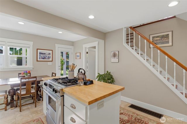 8118 Stinson Avenue, Gig Harbor, WA 98332