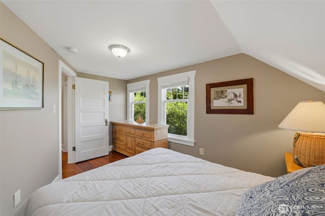 8118 Stinson Avenue, Gig Harbor, WA 98332