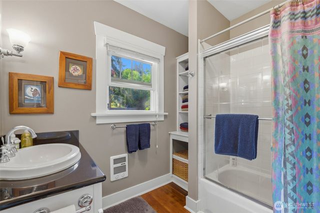 8118 Stinson Avenue, Gig Harbor, WA 98332