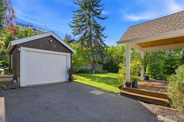 8118 Stinson Avenue, Gig Harbor, WA 98332