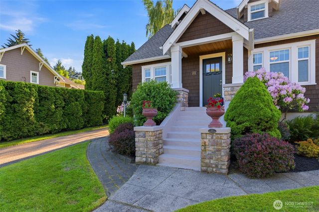 8118 Stinson Avenue, Gig Harbor, WA 98332