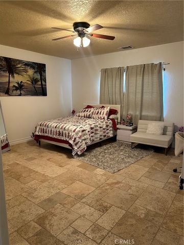 11238 Lindsay Lane, Apple Valley, CA 92308