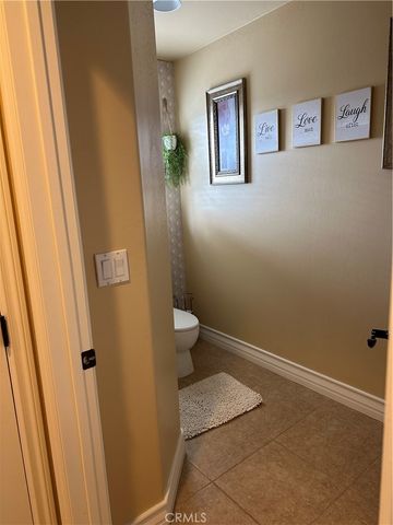 11238 Lindsay Lane, Apple Valley, CA 92308