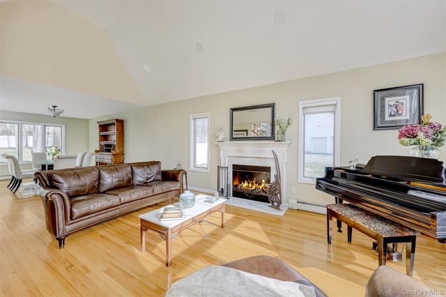 11 Mills Road, Suffern, NY 10901