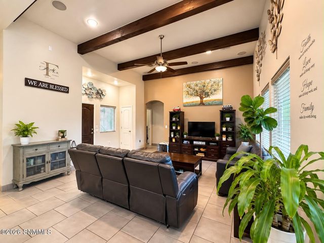 290 Wall Avenue, Las Cruces, NM 88001