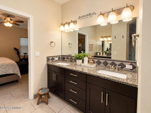 290 Wall Avenue, Las Cruces, NM 88001