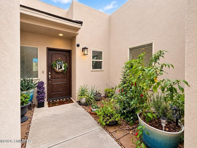 290 Wall Avenue, Las Cruces, NM 88001