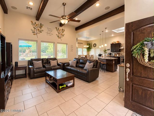 290 Wall Avenue, Las Cruces, NM 88001