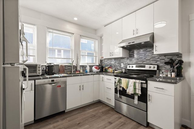 25-27 Upland Rd, Somerville, MA 02144