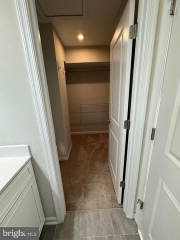 120 TOLOCKA TER NE, Leesburg, VA 20176