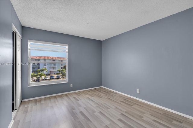 455 S Pine Island Rd 303C, Plantation, FL 33324