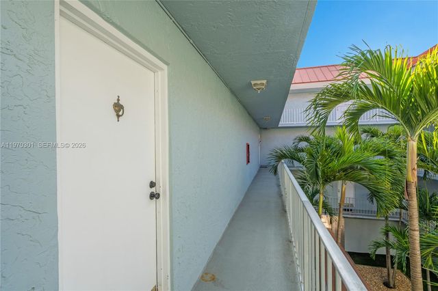455 S Pine Island Rd 303C, Plantation, FL 33324