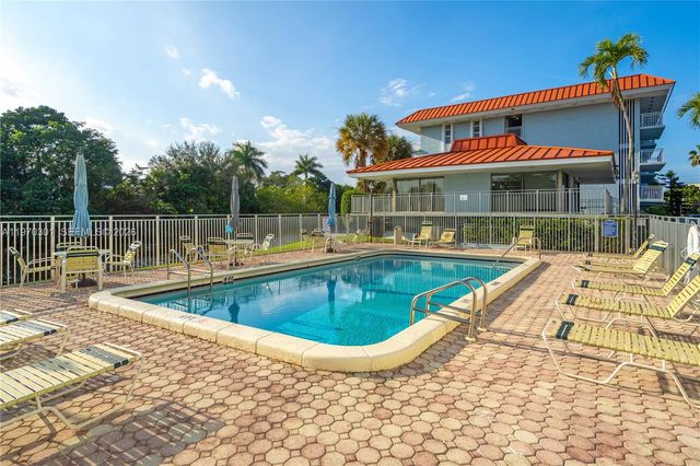 455 S Pine Island Rd 303C, Plantation, FL 33324
