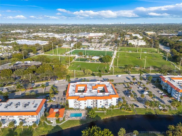 455 S Pine Island Rd 303C, Plantation, FL 33324