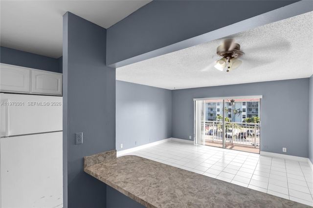 455 S Pine Island Rd 303C, Plantation, FL 33324